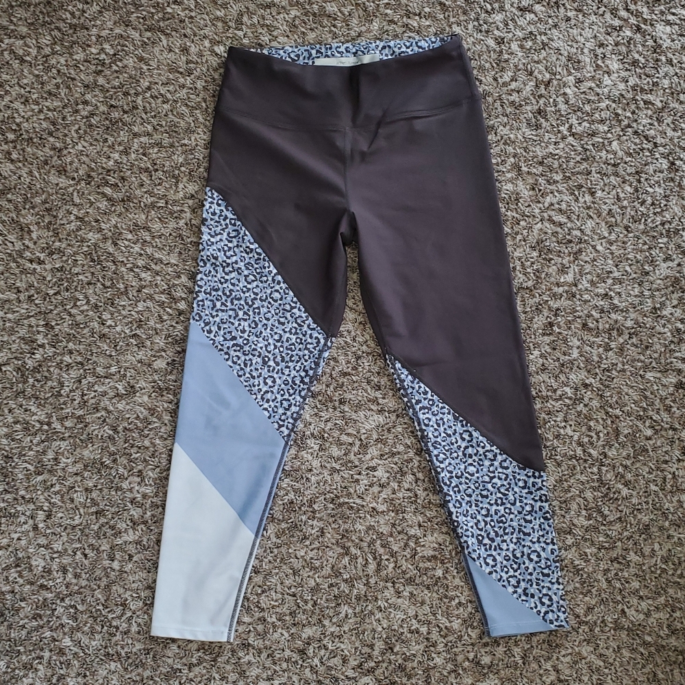 ⭐4/$20⭐ Betsey Johnson Workout Leggings